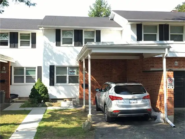 Private room in Waterloo with bus stops just outside