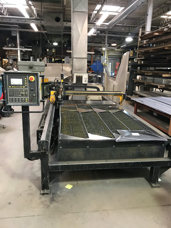 ESAB Plasma Cutting Table in Other Business & Industrial in Mississauga / Peel Region