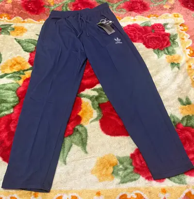 Brand New with Tags Adidas Originals Men's Adicolor Classics Beckenbauer Track Pants, perfect for at...