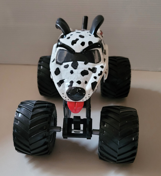 Monster Jam Mutt Dalmatian Monster Truck Die-Cast Vehicle, 1:24 in Toys & Games in Oshawa / Durham Region - Image 3