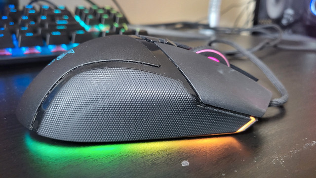 Razer Basilisk V3 Gaming Mouse in Mice, Keyboards & Webcams in Banff / Canmore - Image 3