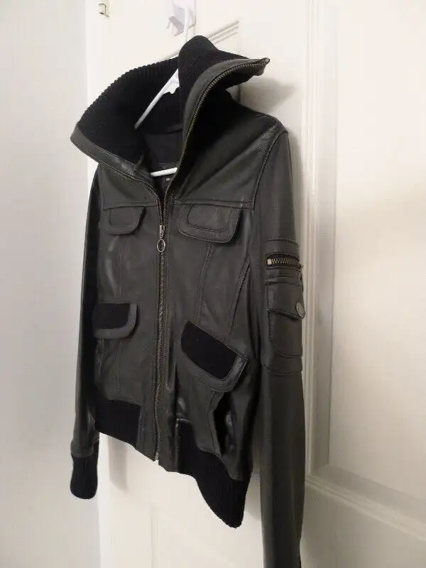 Women black leather jacket in Women's - Tops & Outerwear in City of Toronto - Image 3