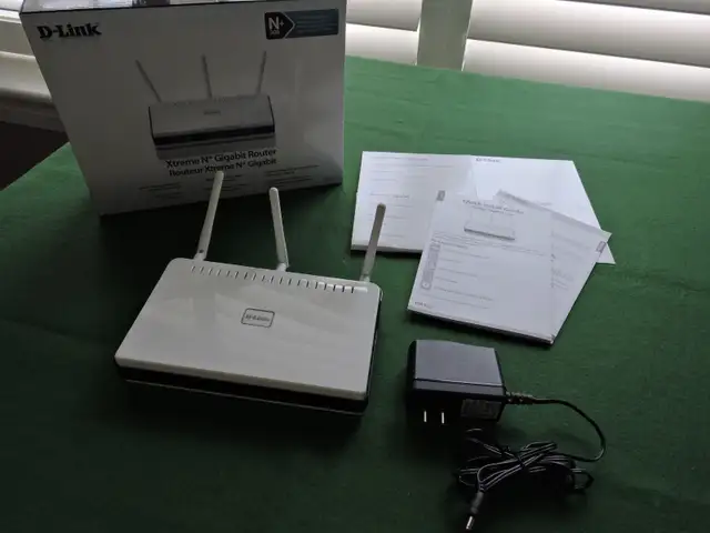 D-LinkExtreme N Gigabit Router in Networking in Leamington - Image 3