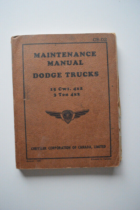 DODGE Trucks Maintenance Manual 1945 dans Autre  à Longueuil/Rive Sud