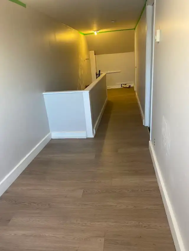 Uptown 3 brm with hydro, heat & water included/amenities nearby