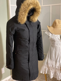 Aritzia TNA Winter Coat