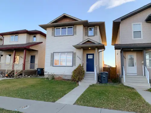 This two-story home has three bedrooms and 2.5 bathrooms. It offers 1,353 sq ft, plus a fully finish...