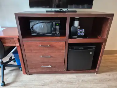 Best Western CLEARANCE SALE. Tables, desks, drawers, stands, etc, View more