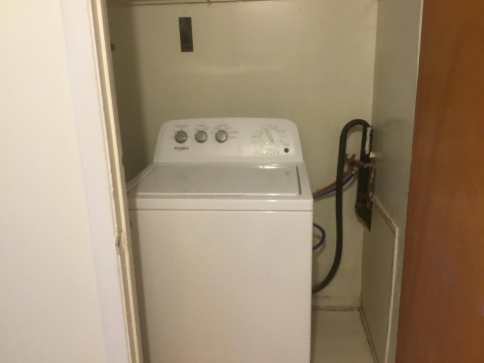 Apartment for rent - Bright 2 bdrm, 3rd floor, Parc metro — photo 3
