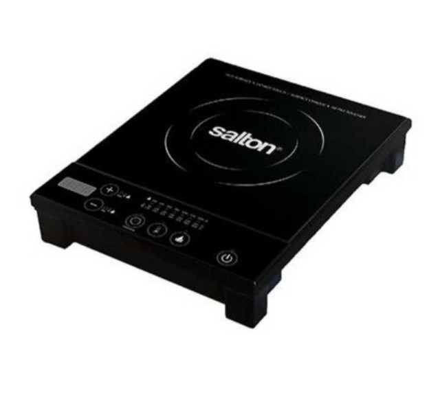 Salton Portable Induction Cooktop in Stoves, Ovens & Ranges in Brantford