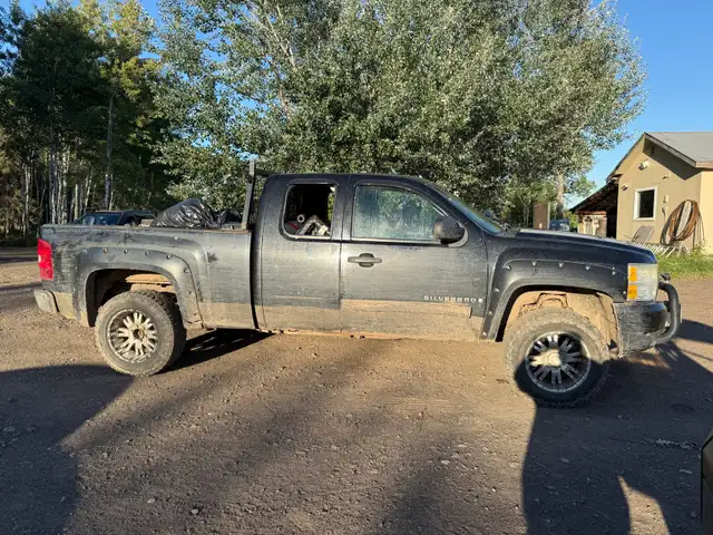 2008 Silverado 4x4606387655599073281