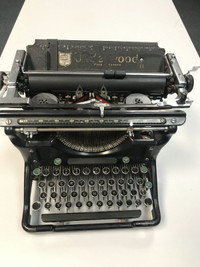 Underwood Antique Typewriter