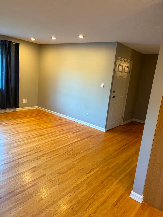 3 Bedroom & 1 Bath Main Floor Suite for Rent (Holliston Area)