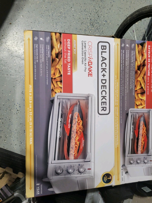 Black+ Decker Large capacity Air Fry Convection oven New Microwaves
