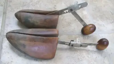 Embauchoir, forme à chaussure, View more