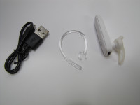 Bluetooth Earpiece for Cell Phones (Brand New)