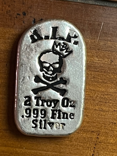 2 oz .999 Fine Silver Limited Edition Skull and Crossbones, View more