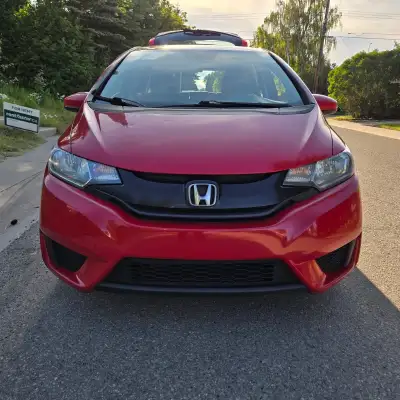 One owner local vehicle pretty much highway driven to Banff for work, Well kept condition overall ne...