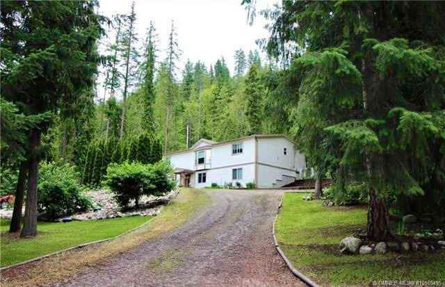 VACATION HOUSE IN SHUSWAP AREA OF BC. PRIVATE BY MARA LAKE! in British Columbia - Image 3
