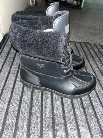 Big Kid Unisex Winter Boots, View more