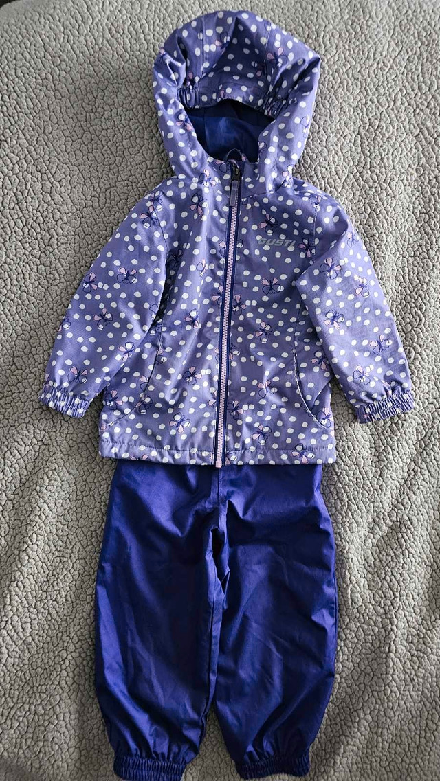 Gusti 2 piece  suit 2T in Clothing - 18-24 Months in Moncton