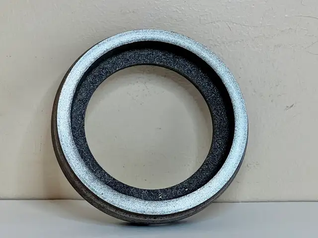 *NEW* SPICER Diff Brg Adjuster Part #: 129128  in Other in Belleville - Image 6