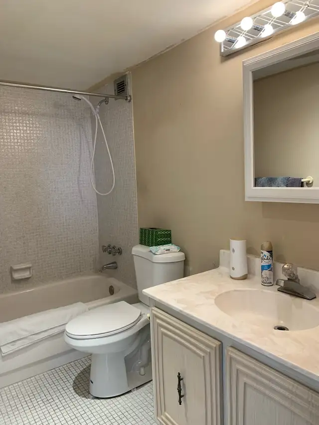 Furnished 2BD/2BTH condo in Lauderhill FL available to rent. in Florida in Canada - Image 10