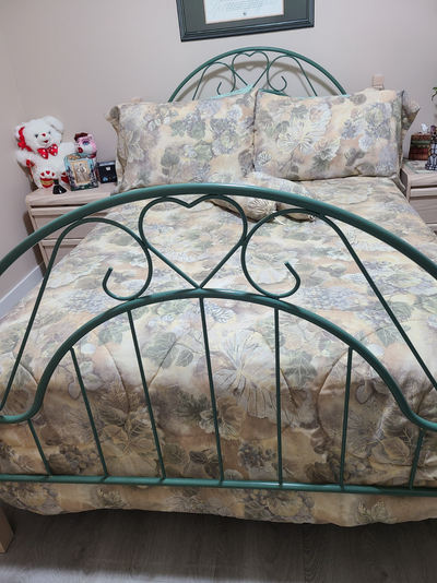 Double Bed Bedding : Comforter, Pillow Shams, Purple Sheets, Green Sheets, and Metal White Bench
