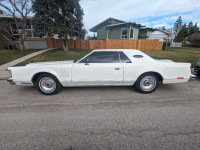1977 Lincoln Continental mark V. Low kms.