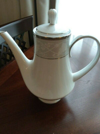 Rare Large Noritake Clarenton porcelain coffee pot, unused