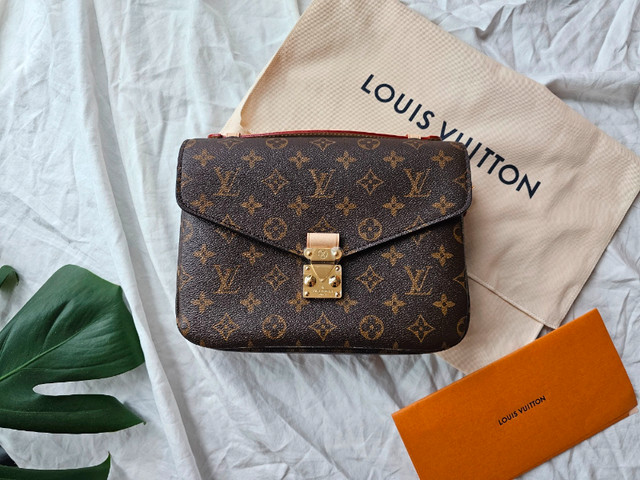 Louis Vuitton Pochette Métis Bag, Monogram (Brand New, Genuine), Women's -  Bags & Wallets, City of Toronto