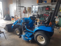 New holland compact tractor