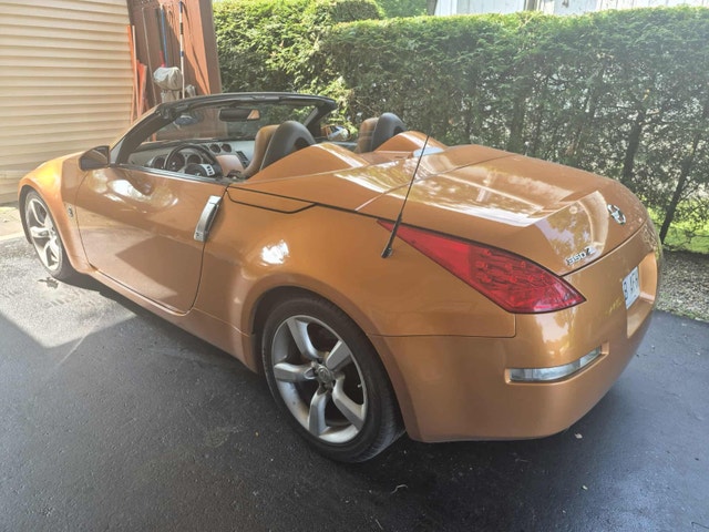 Nissan z350 2006