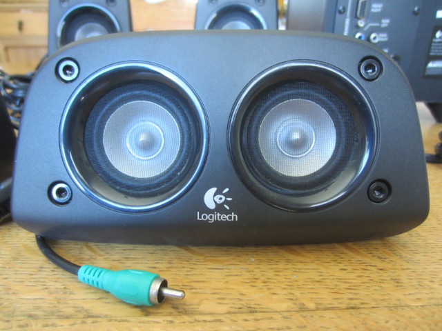 Logitech Z506  5.1  Surround Sound Speakers in General Electronics in Kingston - Image 4