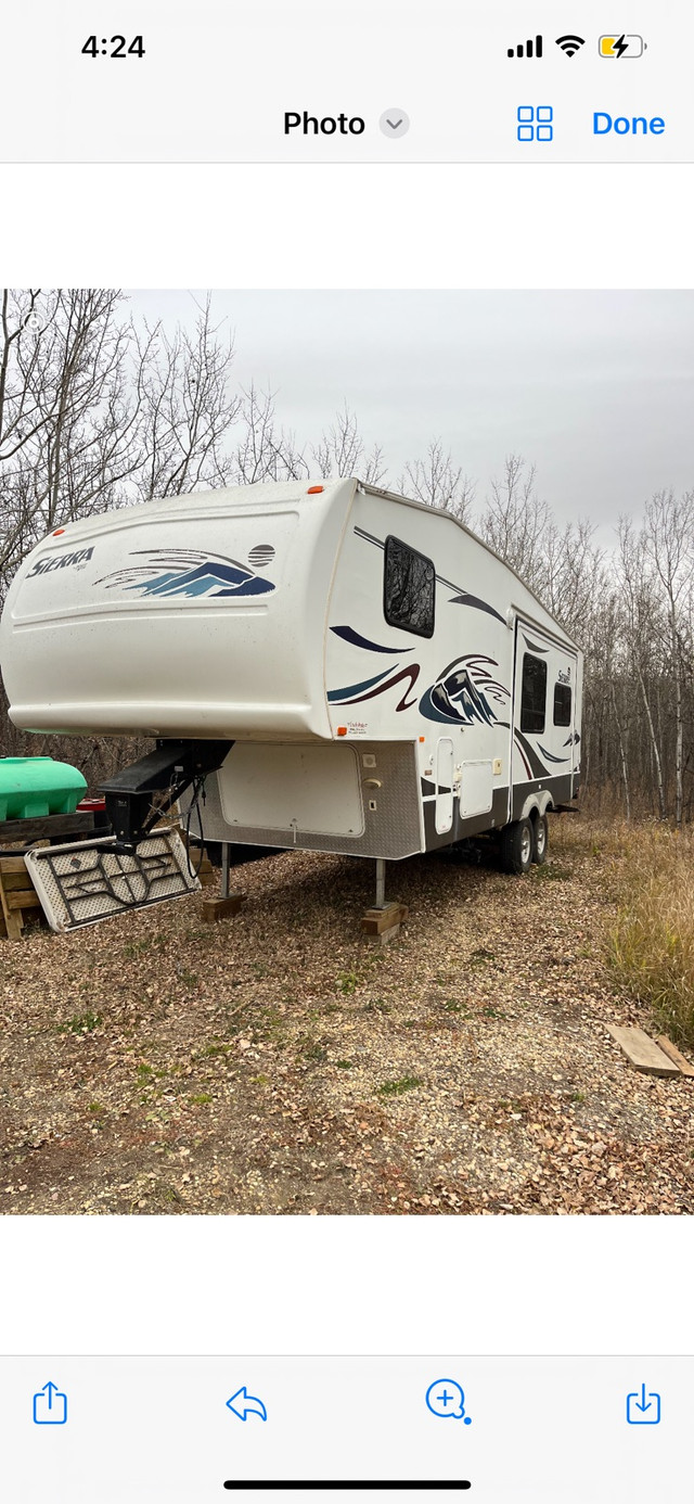 06 Sierra 30ft fifth wheel  in Travel Trailers & Campers in Edmonton
