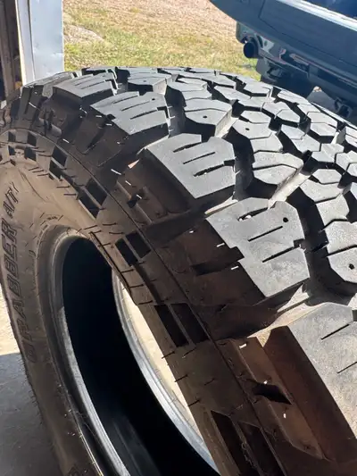 275/70 R 18 All Terrain