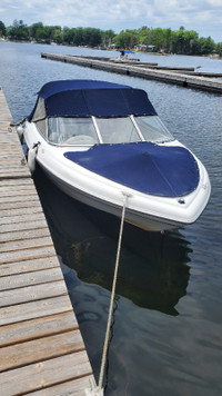 17’ Four Winns Horizon QX bowrider boat