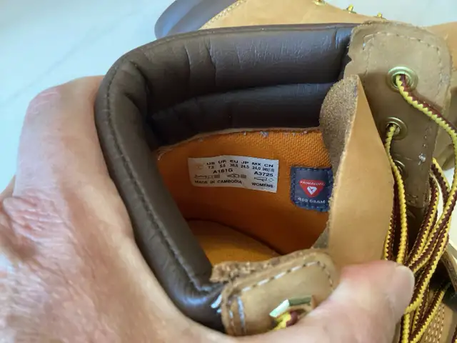 Timberland Women’s Boots - size 7.5 in Women's - Shoes in Oshawa / Durham Region - Image 8