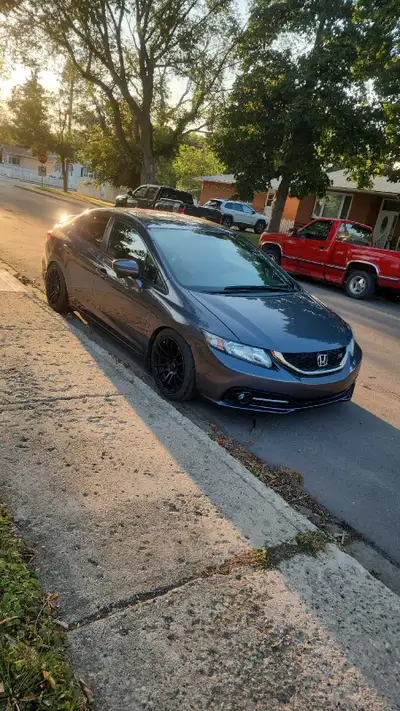 Up for sale is my 2014 Honda Civic Si Sedan I'm the 2nd owner since 2016, bought it with 15,xxxkm. I...