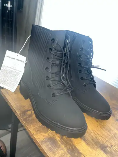 Amazon Essentials womens Elasticated Combat Boot boots- BRAND NE, View more