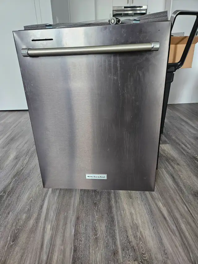 Mint Condition [kitchen aid and lg fridge  Used!​ in Refrigerators in West Island - Image 5