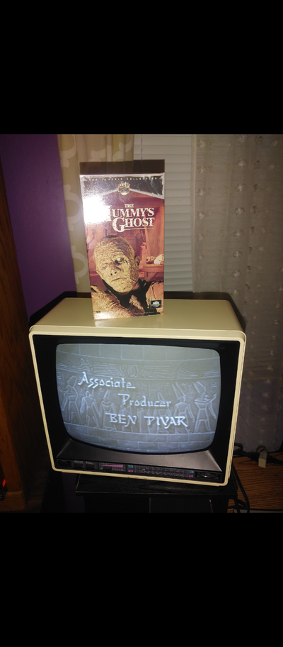 EMERSON - 1987 12 INCH BLACK AND WHITE TV / AM FM RADIO, View more