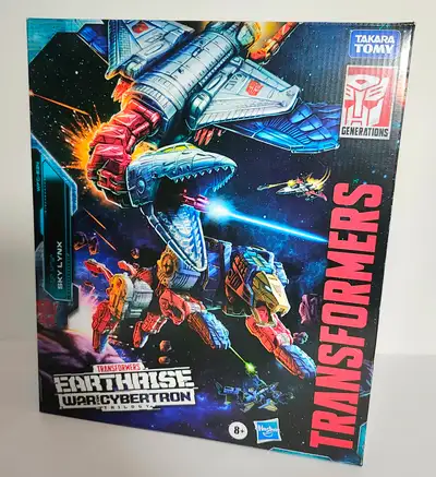 Transformers WFC Earthrise Sky Lynx Commander Class Brand New, View more