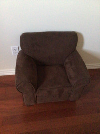 Comfy kid armchair — Excellent, like new condition!