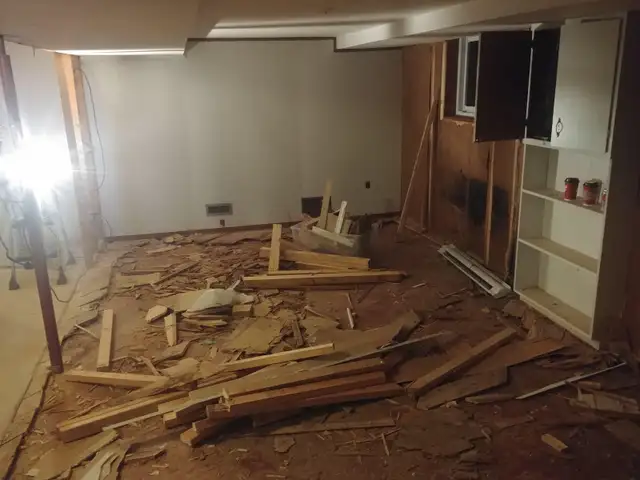 handyman/renovation expert in Construction & Trades in Kingston - Image 4