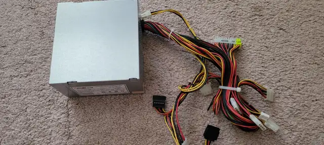 Older computer parts in Desktop Computers in Edmonton - Image 7
