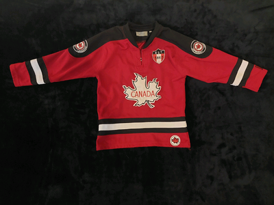 Authentic team Canada hockey jersey
Mint
Size 4
$20, View more