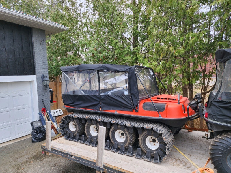 2002 Argo Conquest 8x8 with full enclosed canopy & tracks!! ATVs