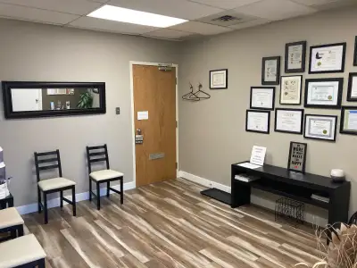 Shared Office Space Markham in multidisciplinary clinic. Please read full ad. Beautiful space, lots...