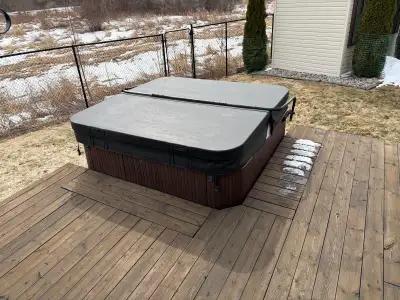 Jacuzzi J-345 Hot Tub, View more